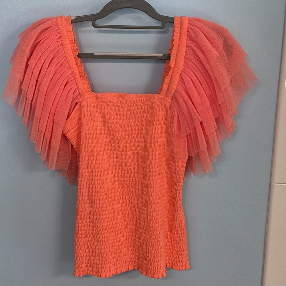 Veveret Coral Ruffled Women's Top nwt